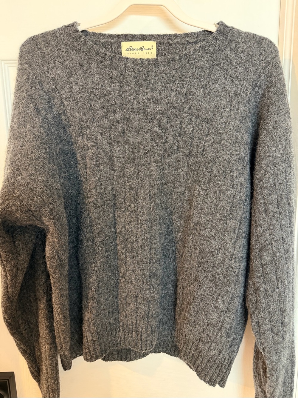 Eddie Bauer Men’s XL Wool Blend Crewneck Sweater Charcoal Gray 70% Wool